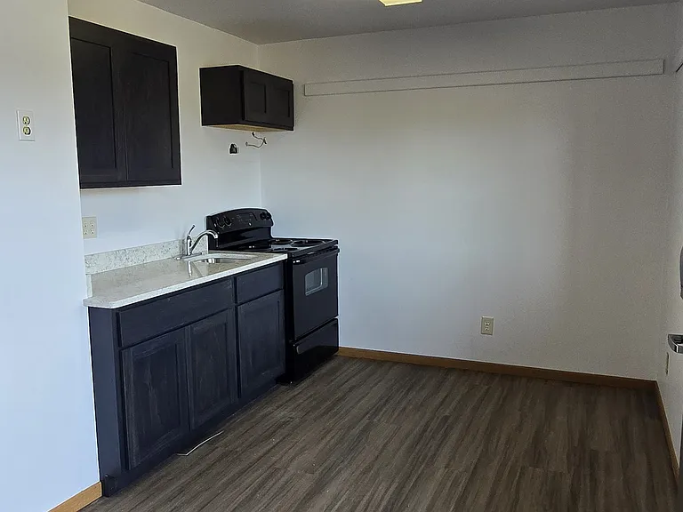 1279 Highway 14 W #1 — Photo 4