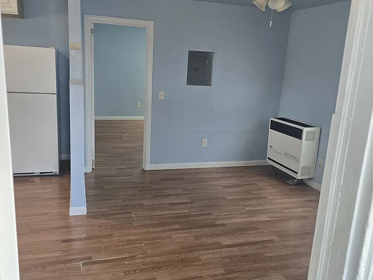 730 Maple St #8 — Photo 10
