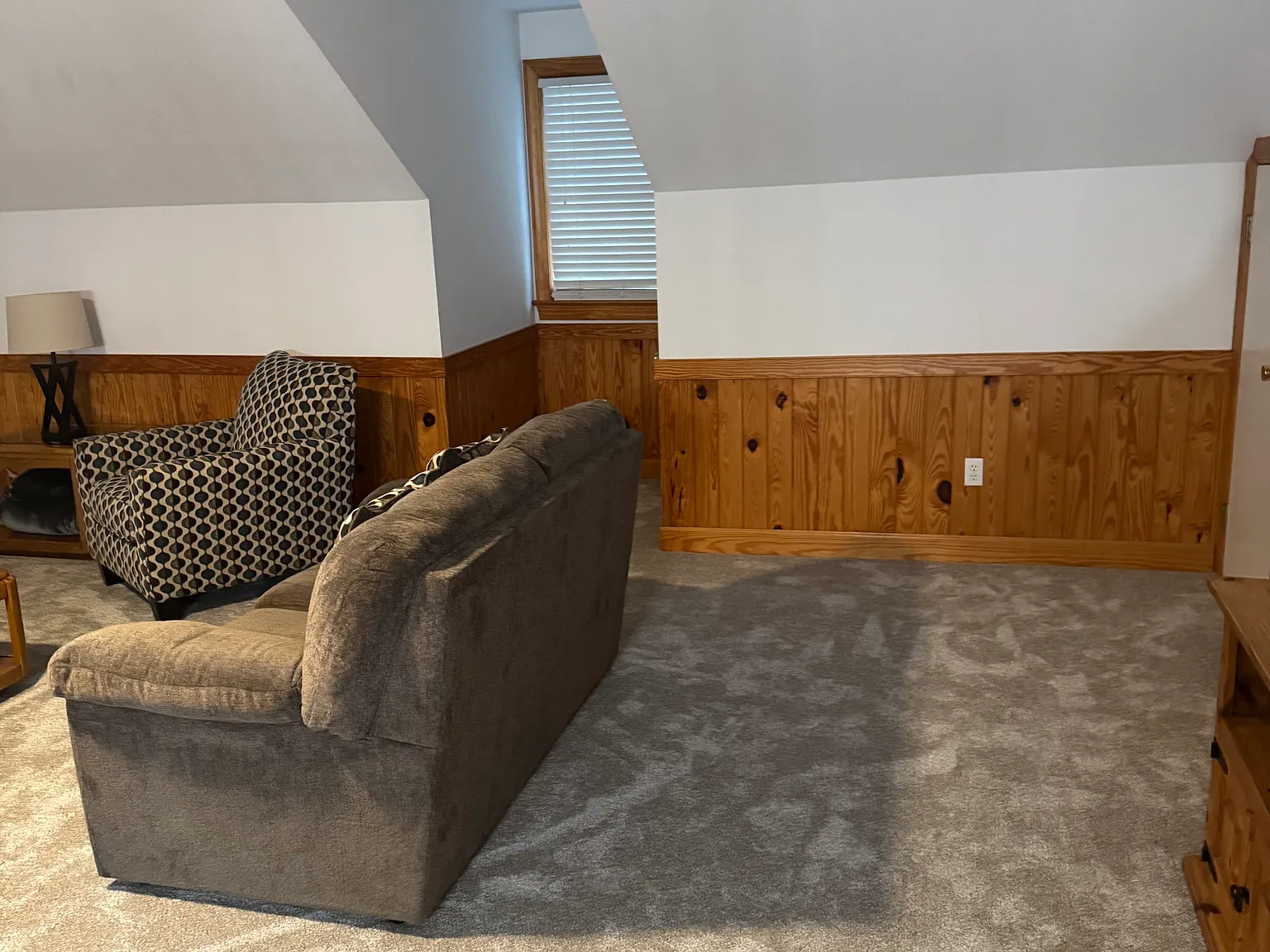 886 Horseshoe Rd — Photo 2