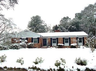 2507 N Edgewater Dr, Fayetteville, NC 28303