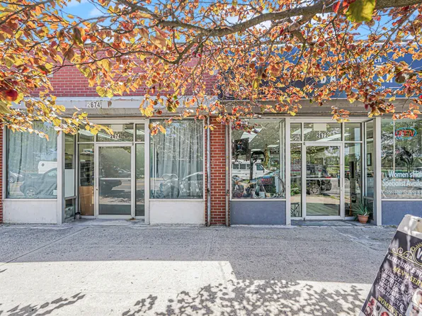 2672 Gerritsen Avenue image 1 of 16