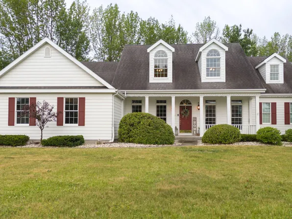 20 Joyce Ave, Morrisonville, NY 12962