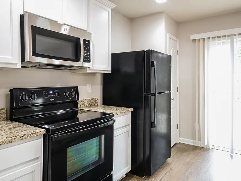 2132 Boulder Ct — Photo 8