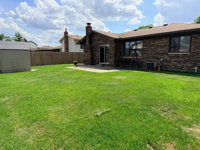 38352 Coronation Dr — Photo 8
