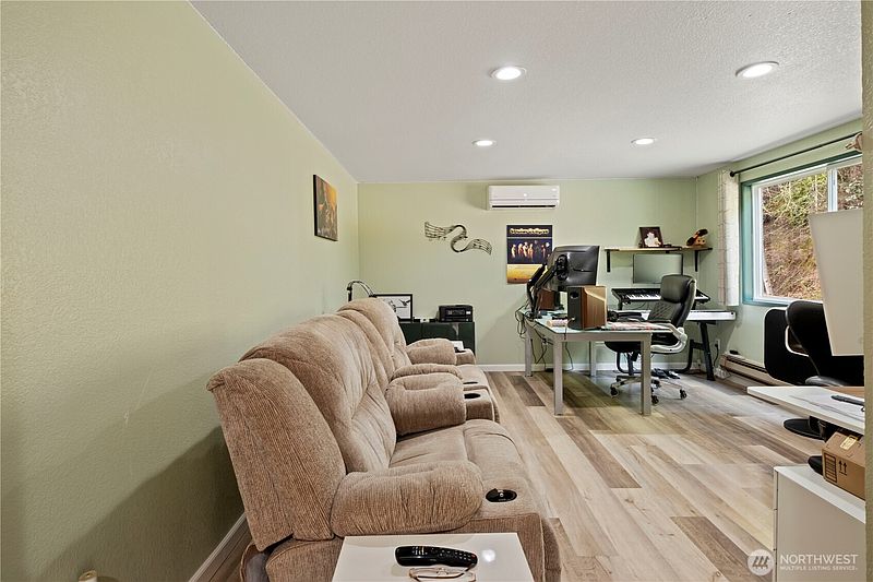 5th image of 50 NE Alta Vista Drive