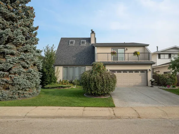11212 35th Ave NW, Edmonton, AB T6J 3N1