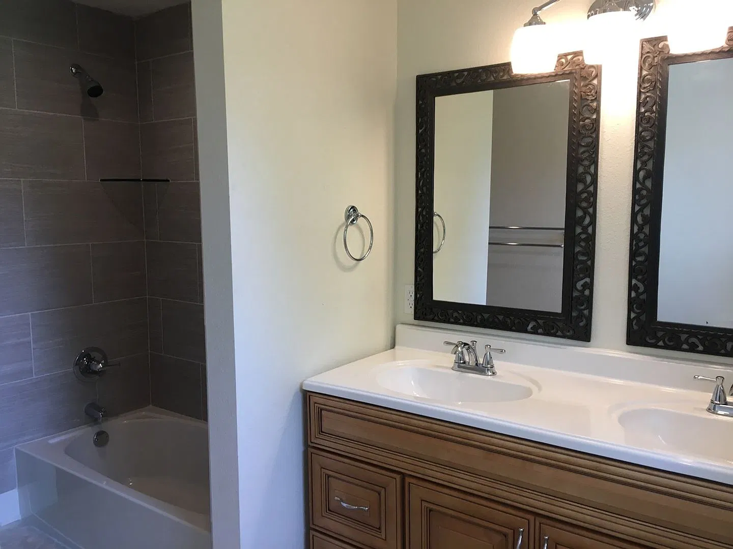 Newly Remodeled 3-Bedroom Home - Available October 2026 — Photo 4