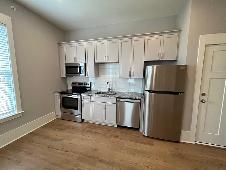 4138 N Swann St #4138 — Photo 5