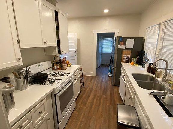 4th image of 545 N Oakland Ave Unit A