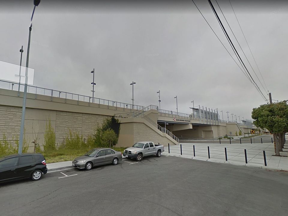 1st image of 728 1st Ave