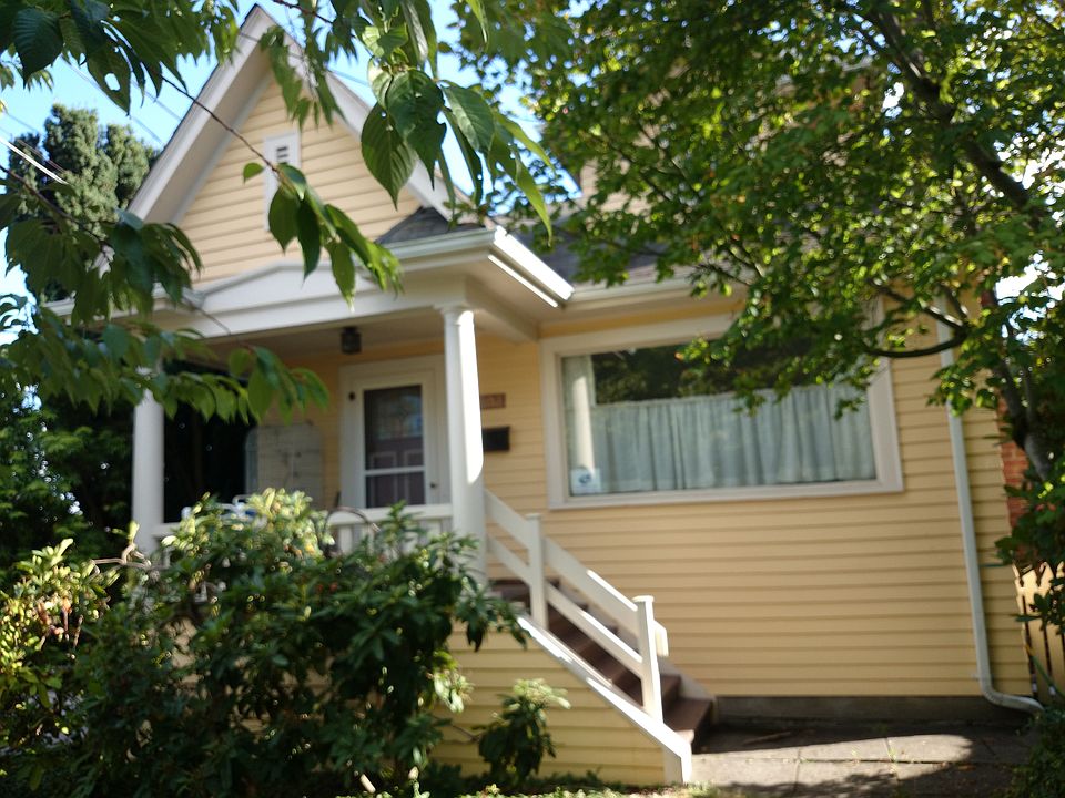 2nd image of 3409 NE 60th St