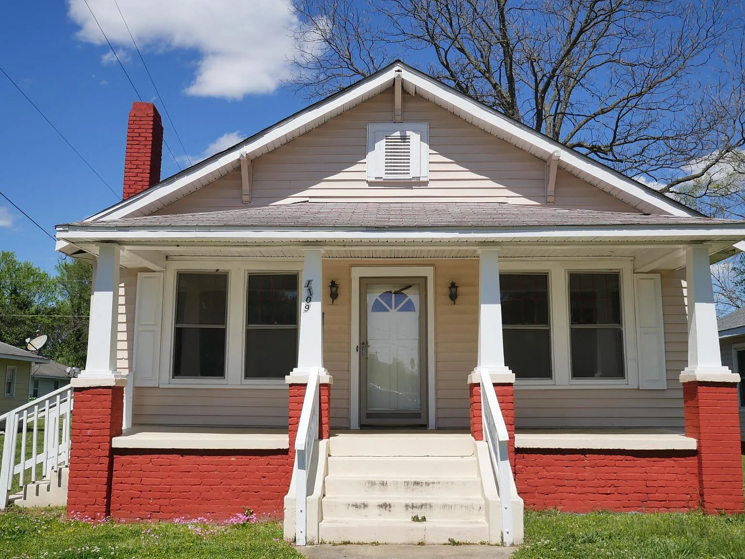 3 bed, 1546 sqft, $1,899 — Photo 1