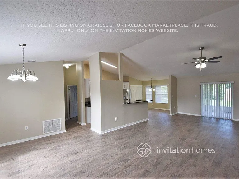 1342 Old Millpond Rd — Photo 4