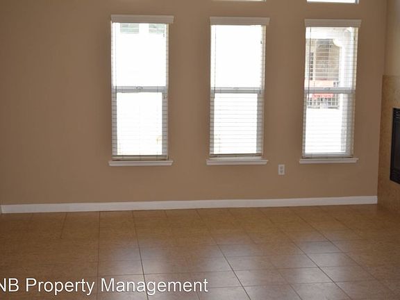 3rd image of 1345 Incline Dr Unit 1