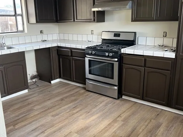 483 Quail Ct — Photo 4