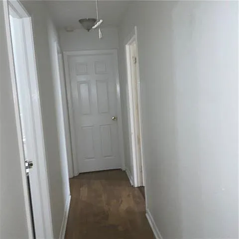 5526 Mandeville St — Photo 9