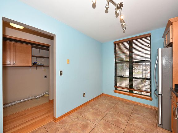 5th image of 4525 W Westchester Sq #4525