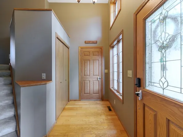 725 Westgate Cir, Hawley, MN 56549