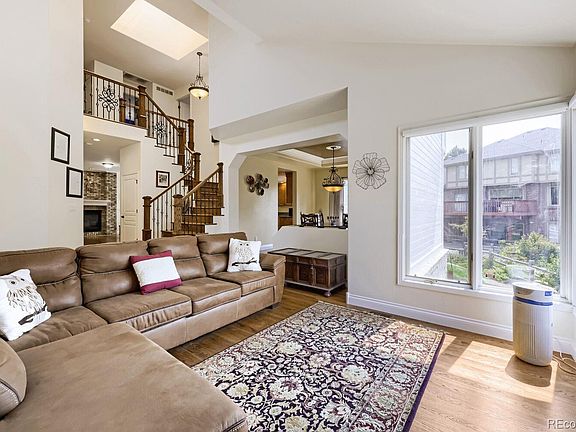 4th image of 10016 Meade Court