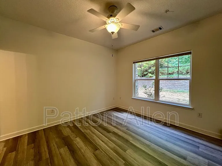 2000 Olde Eastwood Village Blvd #106 — Photo 20