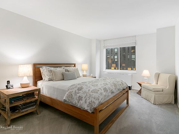 4th image of 275 Greenwich St #5HS