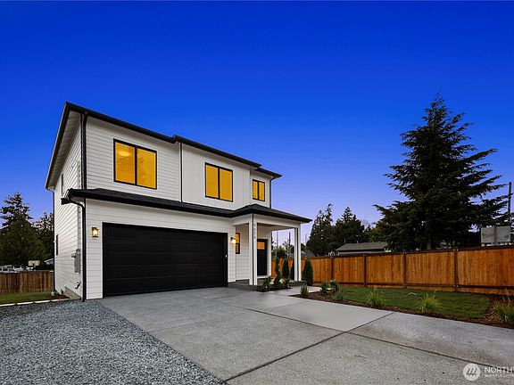 4th image of 9656 Yakima Avenue S