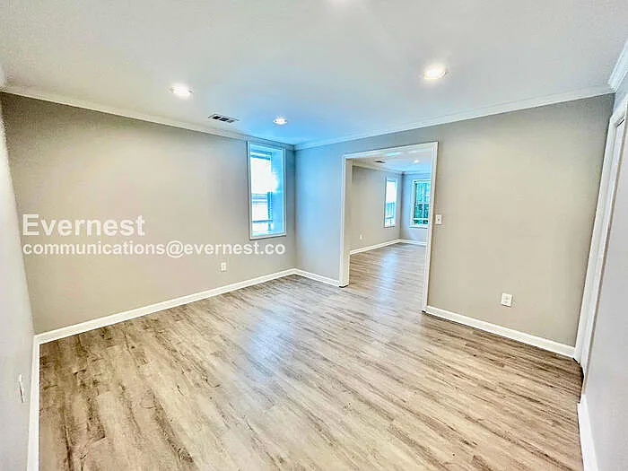 655 S Preston Ct — Photo 16