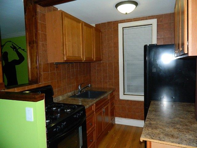 1st image of 650 Warburton Ave APT 6D