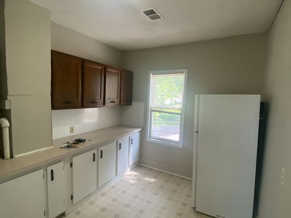 603 1st St SW APT 3