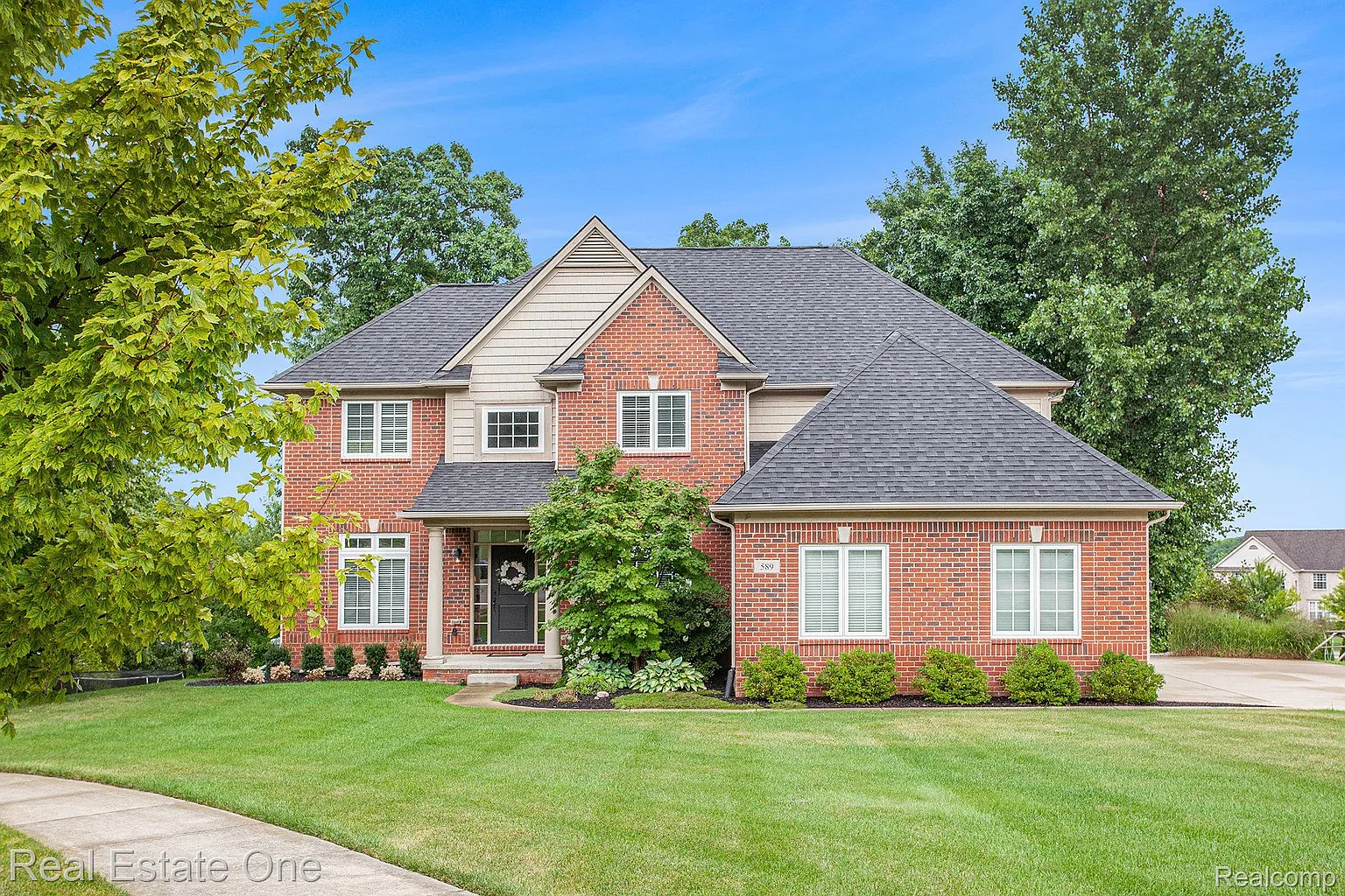 589 Rumson Ct photo 1