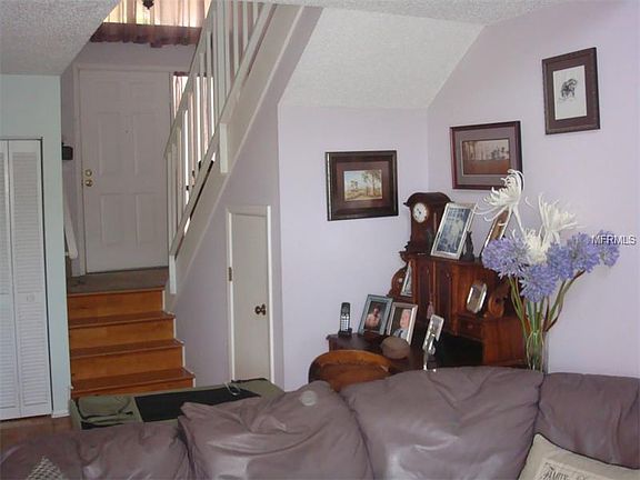 3rd image of 4913 Milano Ct NE