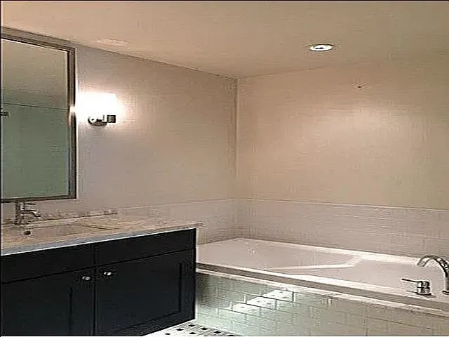 821 Cambie St #1001 — Photo 5