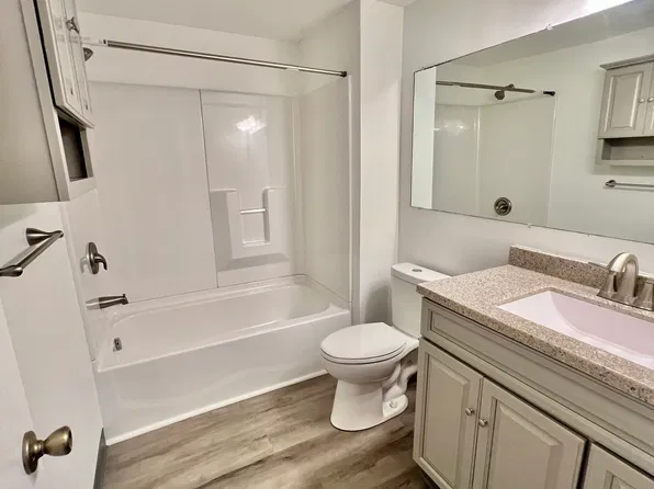 5B Fairway Rd #5B, Reading, PA 19607