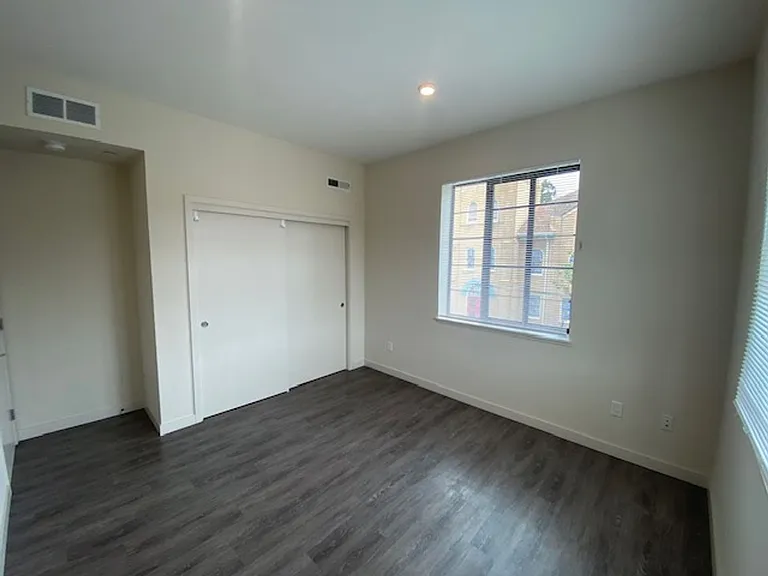 505 Central Ave — Photo 24