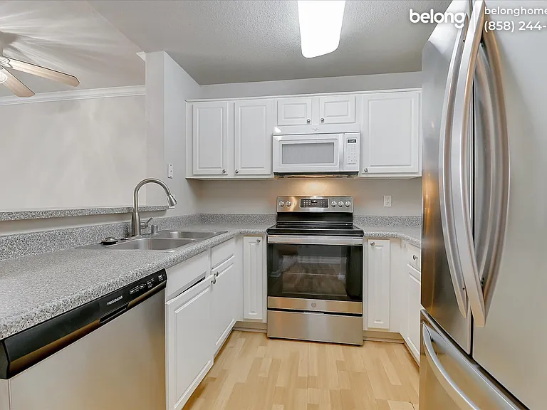 8889 Caminito Plaza Centro #7332 — Photo 7