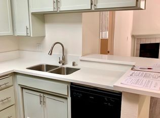 Amherst Manor, Los Angeles, CA 90025