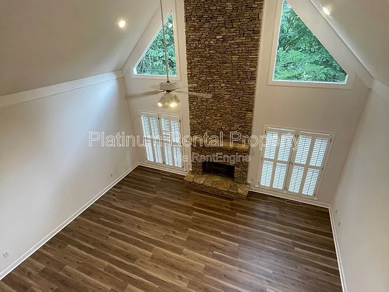 870 Ingleside Dr — Photo 35