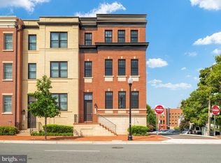 713 Monroe St, Herndon, VA 20170