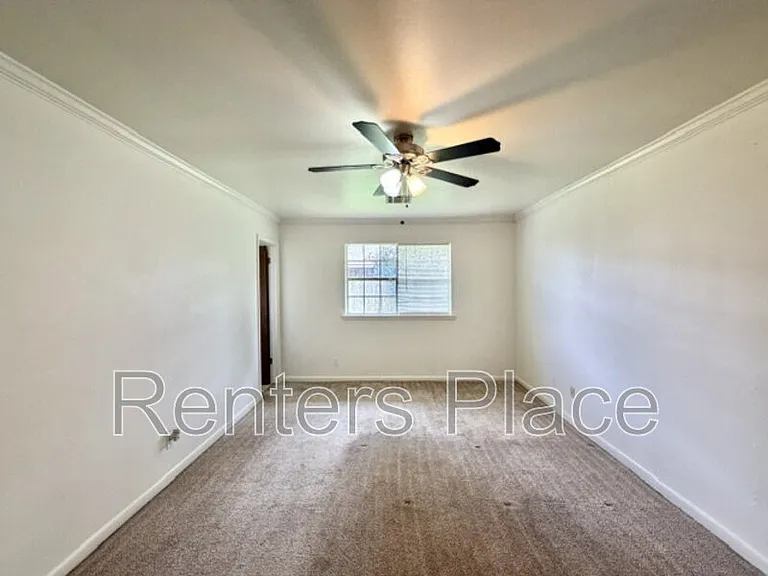 9022 E 30th St — Photo 17
