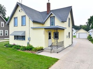 1009 N Cedar Ave, Owatonna, MN 55060