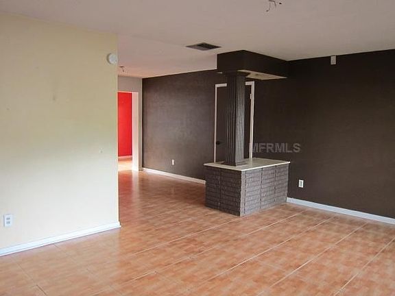4th image of 3622 Dagon St