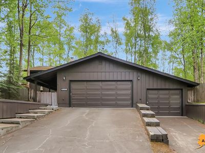 4956 Castle Ct, Anchorage, AK, 99508