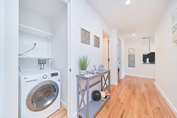 Rented by Living New York | media 6