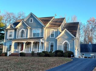 3500 Meriwether Hill Ln, Charlottesville, VA 22901