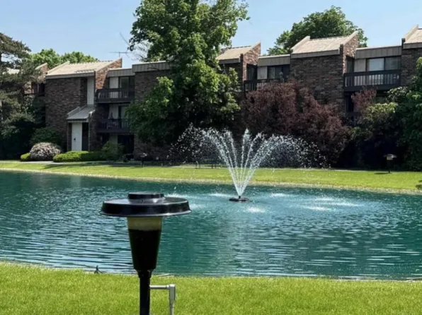 2440 West good hope ROAD #47, Glendale, WI 53209