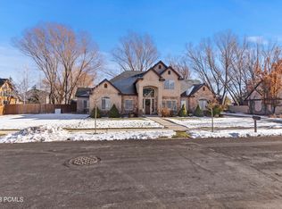 894 N Swiss Farm Ct, Midway, UT 84049