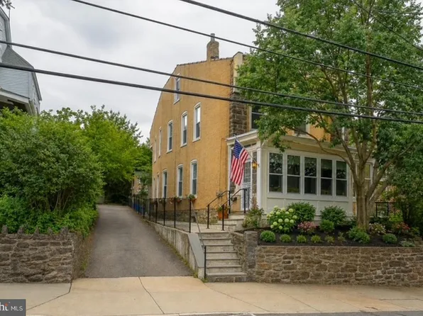 5199 Ridge Ave, Philadelphia, PA 19128