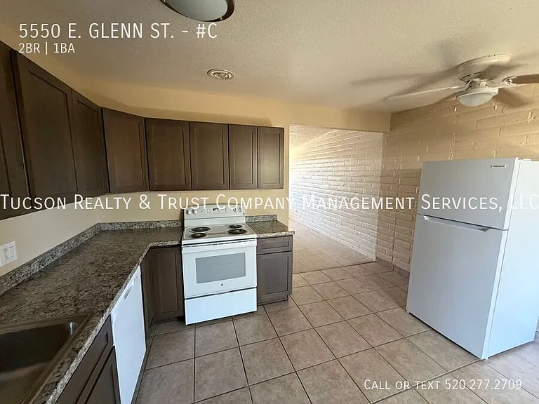5550 E Glenn St #C — Photo 8