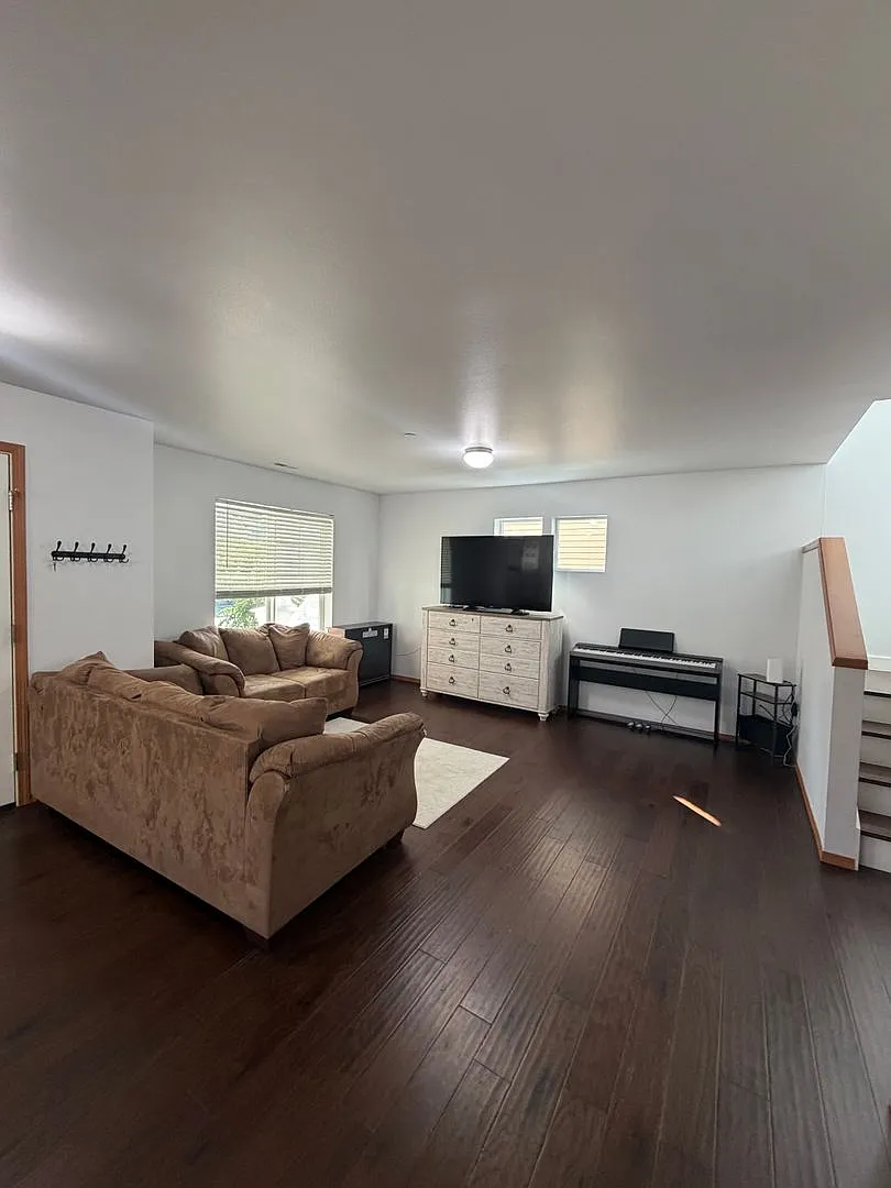 1479 Burnside Place, DuPont, WA 98327 — Photo 4