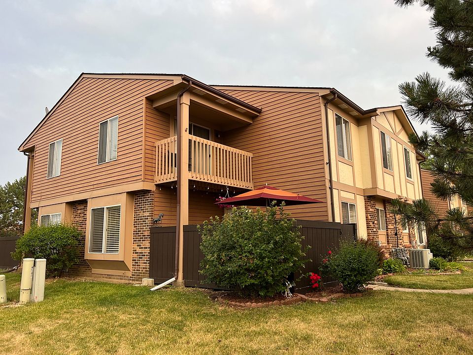 1st image of 7 Fernwood Dr #B